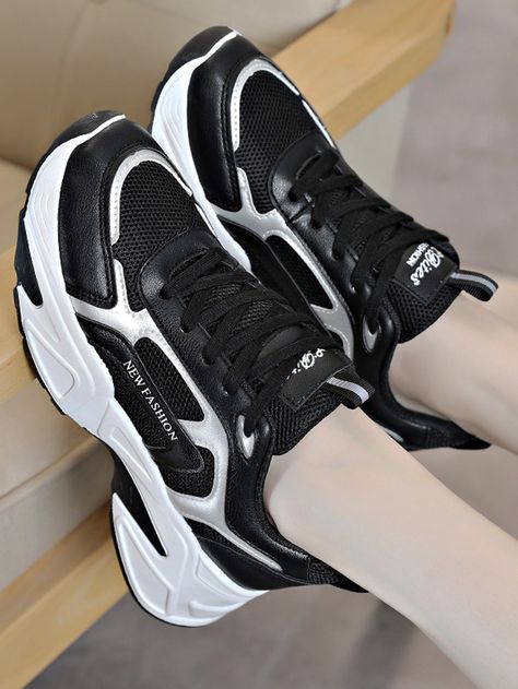 Black Sporty    Colorblock Chunky Sneakers    Women Shoes Tomboy Shoes Sneakers, Tomboy Sneakers, Tomboy Shoes, Girly Shoes Sneakers, Professional Sneakers, Women Sports Shoes, Kasut Wanita, Running Wear, Streetwear Shoes