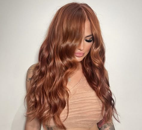 Base 7 Hair Colour, Red Gloss On Blonde Hair, Brown And Strawberry Blonde Hair, Brownish Copper Hair, Light Golden Copper Hair, Hair Partial Highlights, Warm Ginger Hair, Golden Copper Hair Color, Spring Red Hair Color