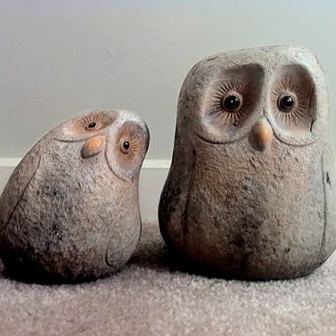 ceramic owls - Marilia Zanol Clay Owl, Clay Birds, Pottery Animals, Ceramic Owl, Pinch Pots, Clay Animals, Ceramic Animals, Ceramic Birds, Pottery Sculpture