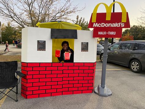 Mcdonalds Themed Party, Fast Food Theme Trunk Or Treat, Diy Mcdonald’s Drive Thru, Mcdonald Trunk Or Treat, Mcdonalds Decorations Ideas, Trunk Or Treat Ideas Fast Food, Mcdonald’s Trunk Or Treat Ideas, Mcdonald's Trunk Or Treat, Mcdonalds Trunk Or Treat Ideas