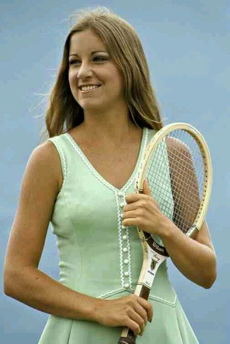 US number one tennis star Chris Evert in 1973. Nancy Kerrigan, Tennis Rules, Dorothy Hamill, Tennis Women, Martina Navratilova, Chris Evert, Tennis Legends, Ladies Tennis, Female Tennis