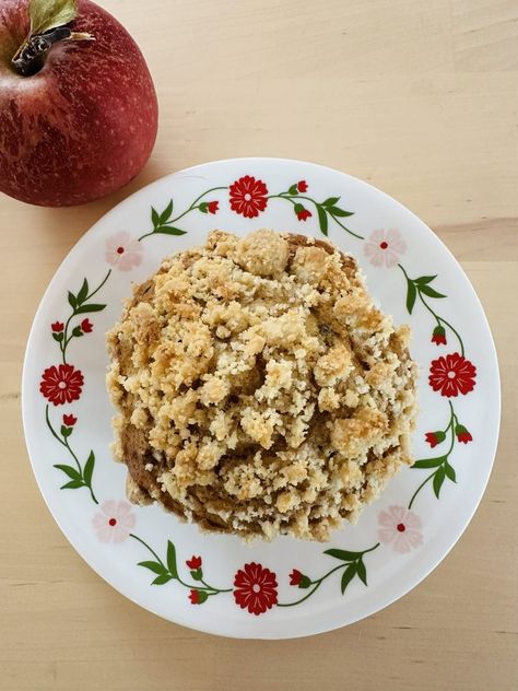 Stayman Winesap Apple Crumble (Jumbo) Muffins – Coconut & Lime Coconut Lime Recipes, Recipes For Muffins, Stuffing Balls, Jumbo Muffins, Fast Breakfast, Crumble Topping, Apple Crumble, Coconut Lime, Fall Inspiration