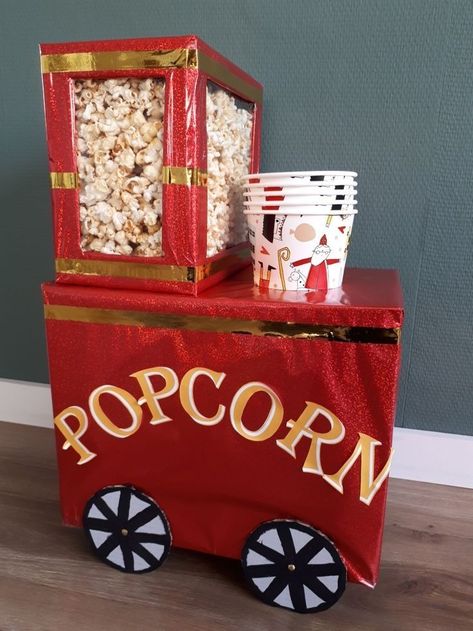 Popcorn Theme, Thema Circus, Diy Carnival Games, Christmas Decorations Office, Carnival Baby Showers, Carnival Booths, Circus Crafts, Carnival Birthday Party Theme, Diy Carnival