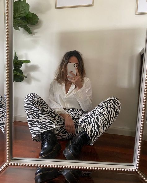 A Mirror, Trousers, Mirror, Pants, On Instagram, Instagram