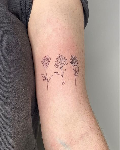 Alyssum Flower Tattoo, Sweet Alyssum Tattoo, Alyssum Tattoo, Alyssum Flower, Alyssum Flowers, Sweet Alyssum, Flowers Tattoo, Rose Tattoos, Tattoo Inspo