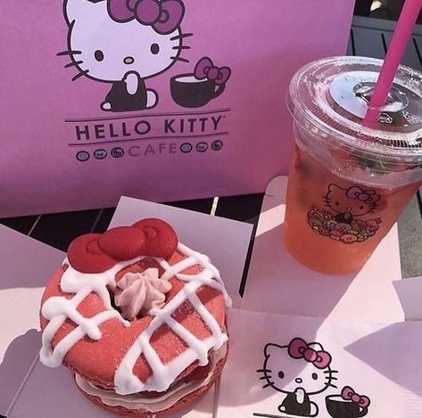 @s0fthunny999 on Instagram: “i literally feel like atlanta should have a sanrio store because why not” Cafe Hello Kitty, Desert Drinks, Meliodas And Elizabeth, Hello Kitty Gifts, Sanrio Store, Kitty Cafe, Hello Kitty Rooms, Hello Kitty Themes, Hello Kitty Aesthetic