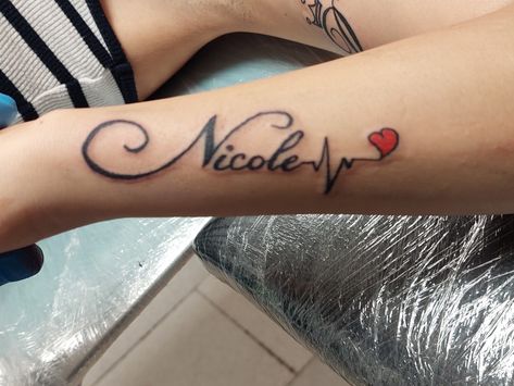 Women tattoo Nicole name heart symbol Nicole Tattoo Ideas, Nicole Tattoo Name, Nicole Name, Nicole Tattoo, Tatto Name, Tats Ideas, Tattoos Forearm, Army Drawing, Half Sleeve Tattoos Forearm