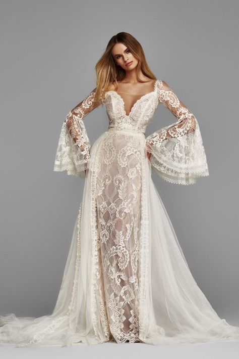 Boho Wedding Dress 2024: 19 Dreamy Ideas Vintage Sleeves, Elegant Long Sleeve Wedding Dresses, Boho Wedding Ceremony, Wedding Dress Ideas, Wedding Dresses Cinderella, Wedding Dress Patterns, Beach Wedding Dress Boho, Night Dresses, Lace Vintage