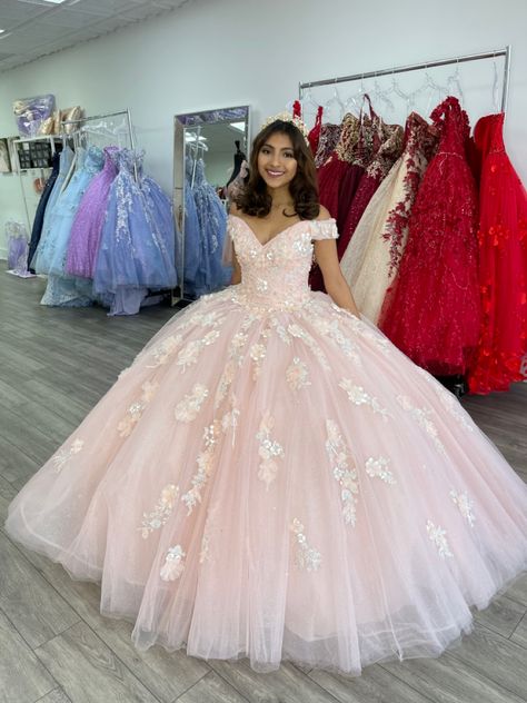 Pink Blush Quinceanera Dress, Blush Quinceanera Theme, Pink Dama Dress, Blush Pink Quinceanera Theme, Dresses Quinceanera Pink, Blush Quinceanera Dress, Pink Ball Gown Prom, Blush Pink Quinceanera Dresses, Light Pink Quinceanera Dresses