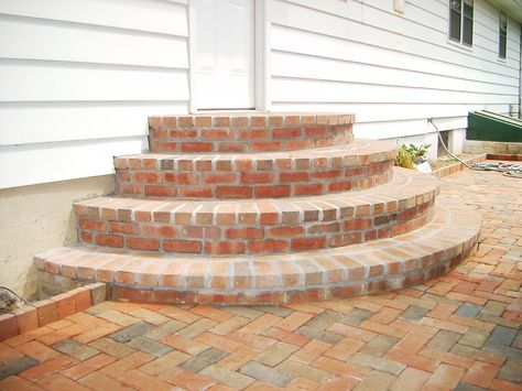 Half-round steps Semi Circle Brick Steps, Half Moon Brick Steps, Rounded Patio, Red Brick Paving, Patio Step, Brick Wall Gardens, Round Stairs, Patio Stairs, Front Porch Steps