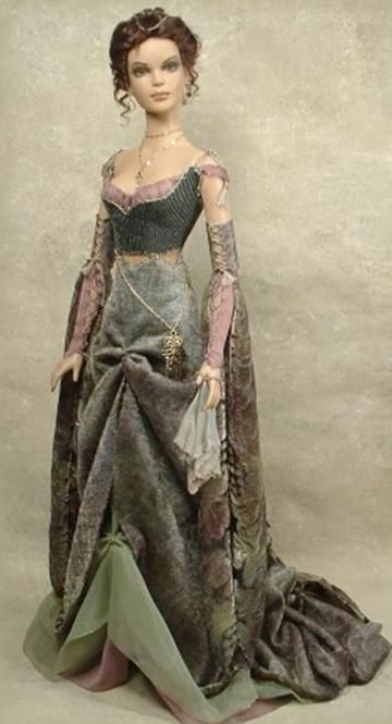 doll Period Films, Historical Gowns, Barbie Barbie, Barbie Gowns, Barbie Style, Fantasy Doll, Forest Spirit, Barbie Diy, Unique Dolls