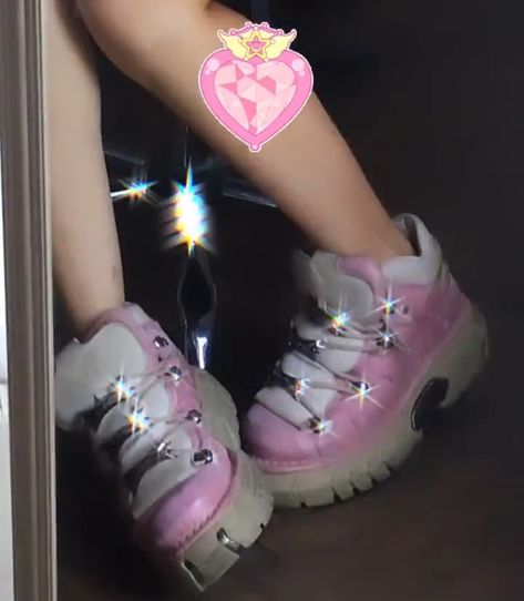 New Rock Shoes, Bimbocore Outfits, New Rocks, Kawaii Y2k, Dr Shoes, Y2k Cute, Funky Shoes, New Rock, Girly Shoes