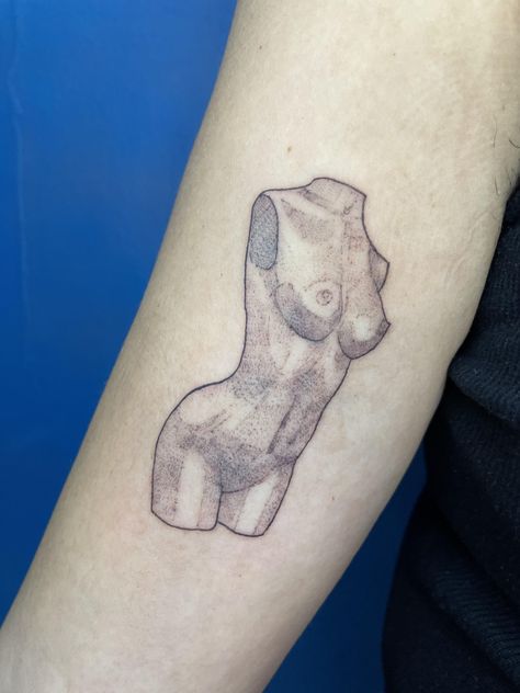 Fleabag Tattoo Statue, Fleabag Inspired Tattoo, Flea Bag Tattoo, Fleabag Fox Tattoo, Fleabag Sculpture, It’ll Pass Fleabag Tattoo, Fleabag Tattoo Ideas, Fleabag Statue, Fleabag Tattoo