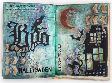 Bumblebees and Butterflies: Halloween Journal pages Tampon Scrapbooking, Halloween Layout, Journal Challenge, Arte Peculiar, Mixed Media Journal, Halloween Tags, Visual Journal, Bullet Journal Layout, Journal Page