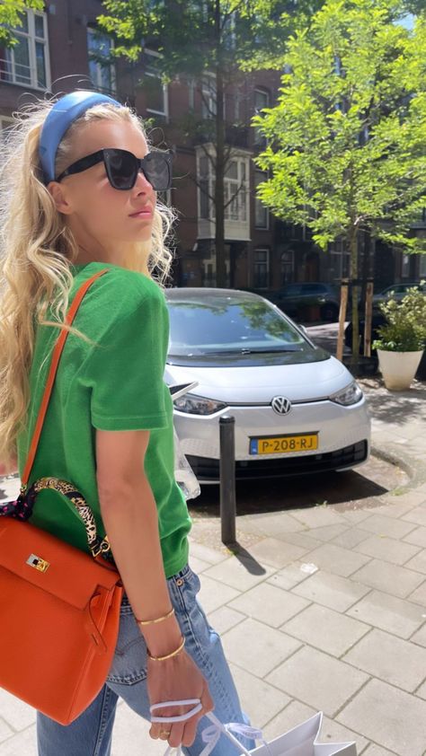 Orange Bag Outfit, Parisienne Aesthetic, Hermes Orange, Have Courage And Be Kind, Bag Outfit, Euro Summer, Kelly Bag, Bag Summer, Just Style