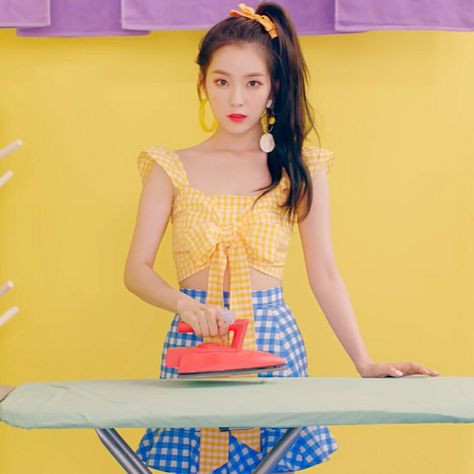 {Red Velvet} Irene - Power Up MV_'Summer Magic' Irene Yellow Outfit, Red Velvet Irene Photoshoot, Red Velvet Summer Magic, Red Velvet Summer, Engagement Photo Hair, Red Velvet Outfits, Red Velvet Photoshoot, Redvelvet Kpop, Summer Magic