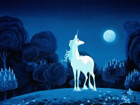 8 Genuinely Important Lessons 'The Last Unicorn' Teaches You When You Re-Watch It As An Adult Animation Disney, Disney Animated Movies, Last Unicorn, Jeff Bridges, Angela Lansbury, The Last Unicorn, Mandala Flower, Unicorn Art, A Unicorn