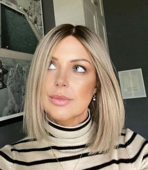 Short Ombre Blonde Bob Wig Straight Hair for Women Middle Part None Lace Wigs