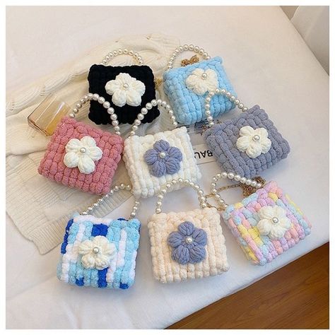 Handmade Gifts For Girlfriend, Quotes Food, Puff Flower, Diy Crochet Bag, Kawaii Crochet, Crochet Fashion Patterns, Crochet Bags Purses, Fun Crochet Projects, D F