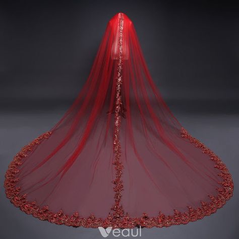 Long Veils Bridal, Wedding Veil Styles, Floral Wedding Veils, Red Wedding Gowns, Red Veil, Ivory Bridal Veil, Tulle Wedding Veil, Long Veil Wedding, Wedding Applique