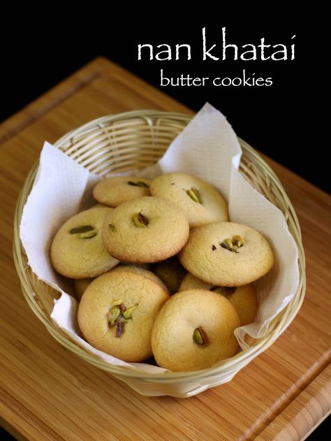 nankhatai recipe | nan khatai biscuits recipe | indian cookies recipe - http://hebbarskitchen.com/nankhatai-recipe-nan-khatai-biscuits/ Cookies Recipes Indian, Nan Khatai, Bienenstich Recipe, Indian Cookies, Kulfi Recipe, Hebbar's Kitchen, Passionfruit Recipes, Indian Veg Recipes, Indian Dessert Recipes