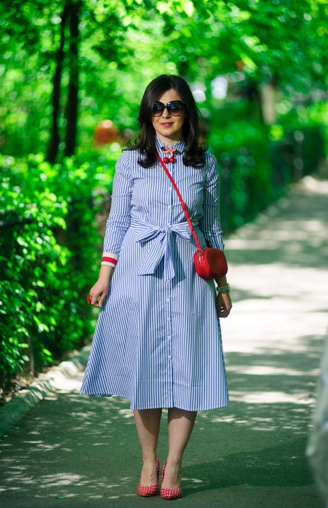 Stripped Dress Outfit, Unique Outfit Ideas, Red Striped Dress, Not In The Mood, Shirt Dress Outfit, Baby Blue Dresses, Blue Striped Dress, Stripped Dress, No See