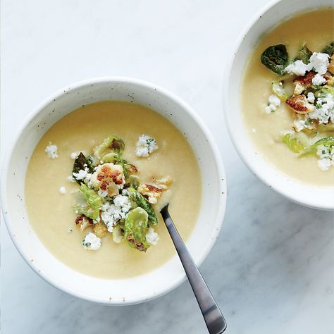 Get Food & Wine's luscious cauliflower soup recipe from star chef Anne Burrell. Herbed Goat Cheese Recipe, Coconut Kale, Herbed Goat Cheese, Anne Burrell, Pea Shoots, Creamed Leeks, Cauliflower Soup Recipes, Goat Cheese Recipes, Mexican Dish