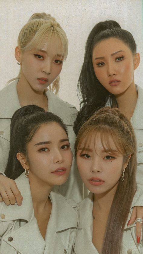 Life Is Unfair, Step Siblings, Glossy Eyes, Wheein Mamamoo, Mamamoo Moonbyul, Lil Sister, Musical Group, Girl Bands, Look Alike