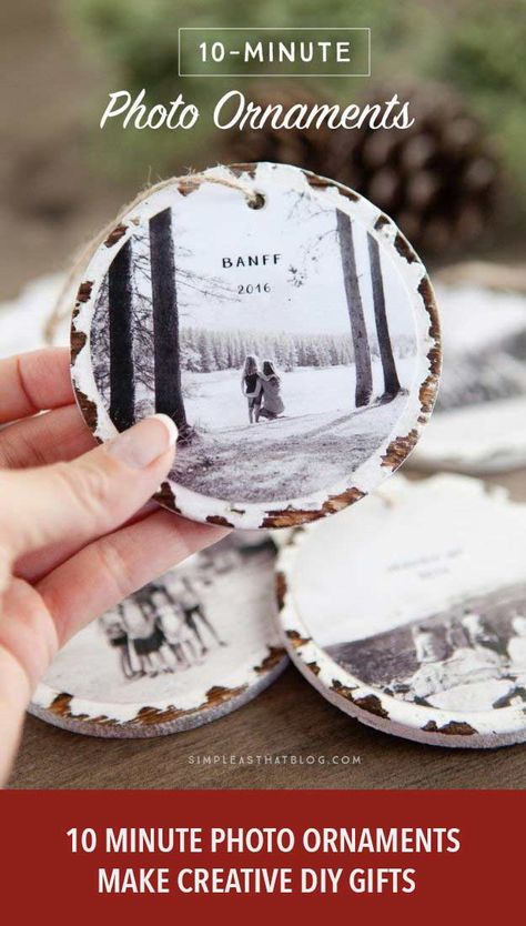 10-minute photo ornaments - Easy DIY Christmas Ornaments #diychristmas #christmasgifts #giftideas #diygifts Diy Photo Ornaments, Christmas Ideas For Boyfriend, Gifts For Boyfriend Parents, Boyfriends Mom Gifts, Easy Handmade Gifts, Handmade Gift Ideas, Christmas Gifts To Make, Picture Ornaments, Gifts To Make