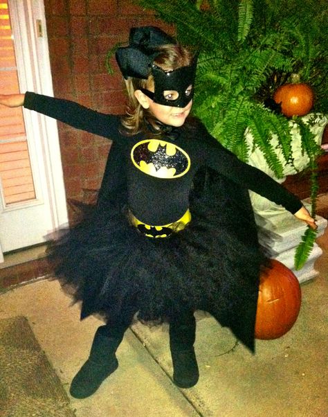 Batgirl costume #halloween #batman Batman Costume For Girls, Batman Girl, Batman Halloween, Batman Costumes, Batgirl Costume, Batman Costume, Holloween Costume, Halloween 2016, Girl Superhero