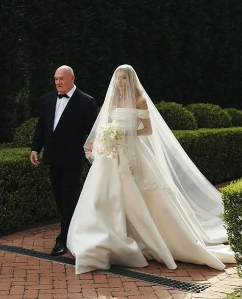 Cathedral Length Wedding Dress, Wedding Photography List, Steven Khalil, Simple Wedding Gowns, Classy Wedding Dress, Wedding Dress With Veil, Sydney Wedding, Cute Wedding Ideas, Vogue Australia