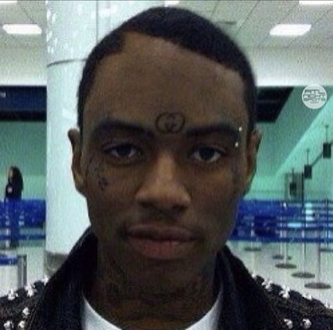 Messed Up Haircut, Box Haircut, Bad Hairline, Black Jokes, Bad Haircut, Receding Hairline, Soulja Boy, Types Of Hair, Grow Beard