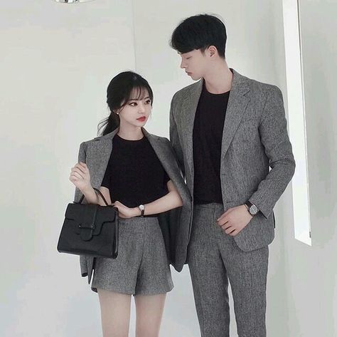 Korean Couple Outfits, Outfit Bts, Luxury Outfit, Mode Ulzzang, Couples Modeling, Couple Fits, Couples Outfit, Cute Couple Outfits, Style Korea