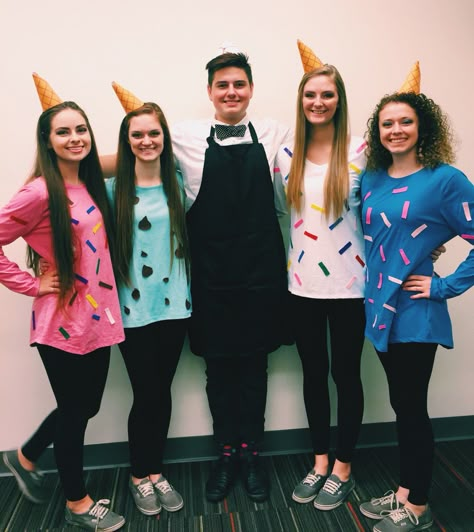 Ice cream cones and parlor server Halloween costume 2015 #halloween #costume #icecream Ice Cream Group Costume, Pediatric Office Halloween Costumes, Super Hero Group Costumes, Halloween Costume Ideas For Groups Of 4, Tshirt Costume Ideas, Ice Cream Halloween Costume, Last Minute Diy Costumes, Work Costumes, Soda Jerk