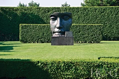 Hamptons Garden, Privet Hedge, Landscape Designers, Skyfall, Outdoor Sculpture, Outdoor Art, Landscape Architect, Modern Garden, Hedges