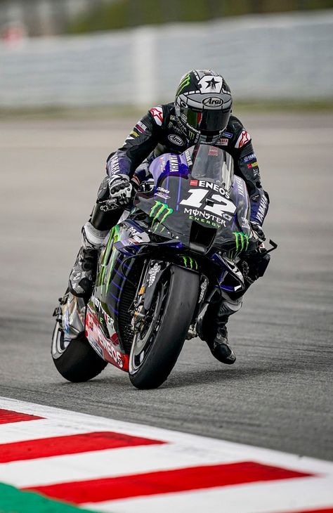 Motor Gp, Muscle Flexing, Maverick Vinales, Motogp Race, Paddock Girls, Biker Quotes, Sport Bike, Vinales, Motor Bikes