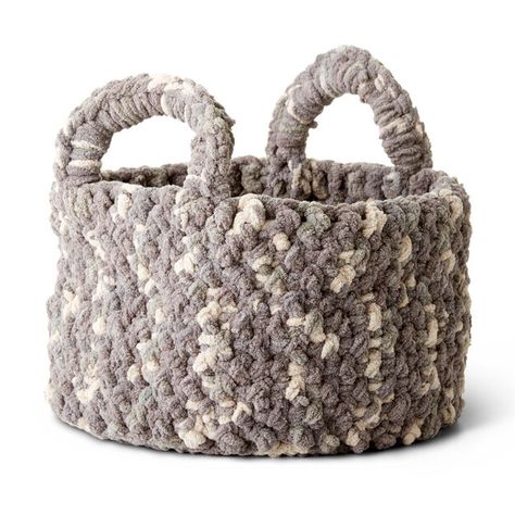 Bernat Woven Look Crochet Basket Easy Crochet Basket Pattern, Bernat Blanket, Crochet Baskets, Crafts Crochet, Crochet Cable, Knit Ideas, Bernat Blanket Yarn, Basket Pattern, Crochet Basket Pattern