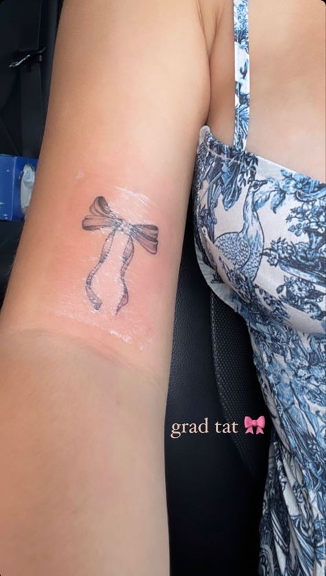 Symmetrical Tattoos, Rib Tattoos For Women, Small Girly Tattoos, Ribbon Tattoos, Bow Tattoo, Cute Little Tattoos, Dope Tattoos For Women, Gaming Tattoo, Geometric Elements