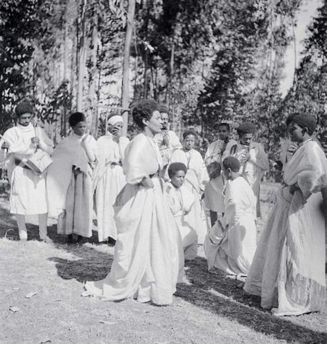 Ethiopian Old Pics, Old Ethiopian Pictures, Vintage Ethiopia, Ethiopia History, Ethiopia People, Ethiopian History, History Of Ethiopia, Ethiopian People, Ethiopian Culture