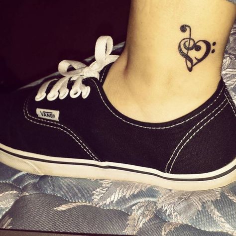 Small Ankle Tattoo, Music Heart Tattoo, Cute Ankle Tattoos, Music Notes Tattoo, Ankle Tattoo Designs, Band Tattoos, Ankle Tattoos For Women, Compass Tattoo Design, Ankle Tattoos