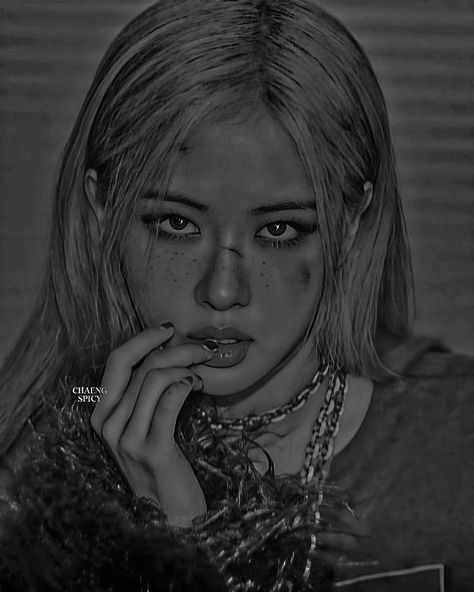 Rosé Bad Girl, Rose Pp, Dark Edit, Rosé Hot, Rose Dark, Rosé Aesthetic, Rose Icon, Rose Blackpink, Icons Kpop