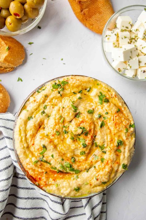 This easy baba ganoush recipe without tahini is a creamy smoky vegetarian dip perfect for using as a spread or dip or adding to a mezze or Buddha bowl for a filling healthy dinner. Simply roast the eggplants in the oven and blitz with the rest of the ingredients for your delicious eggplant dip. How do you serve yours? Babaganoush Recipe Without Tahini, Baba Ganoush Recipe Without Tahini, Best Baba Ganoush Recipe, Easy Baba Ganoush Recipe, Baba Ganush, Eggplant Hummus, Persian Dishes, Aubergine Dip, Vegetarian Dip