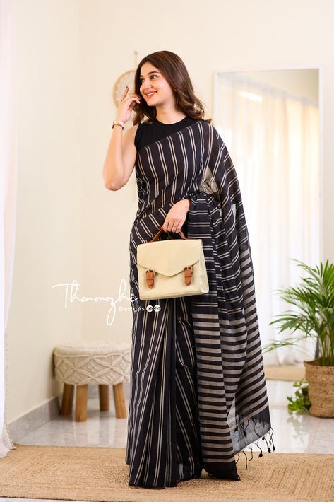 Modern Saree Blouse Design, Cotton Saree Look Modern, Thenmozhi Designs, Plain Cotton Saree, Mangalagiri Cotton Sarees, Black Cotton Saree, Saree Black, Cotton Saree Blouse, Saree Sale