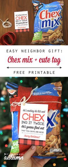 Super easy and cheap DIY neighbor gift idea for Christmas and the holidays - CHEX mix with a free printable tag about Santa "chex-ing his list twice". So easy and cute! Christmas Neighbor, Neighbor Christmas Gifts, Staff Gifts, Idea For Christmas, Chex Mix, Neighbor Gifts, Teacher Christmas, Secret Santa Gifts, Cheap Diy