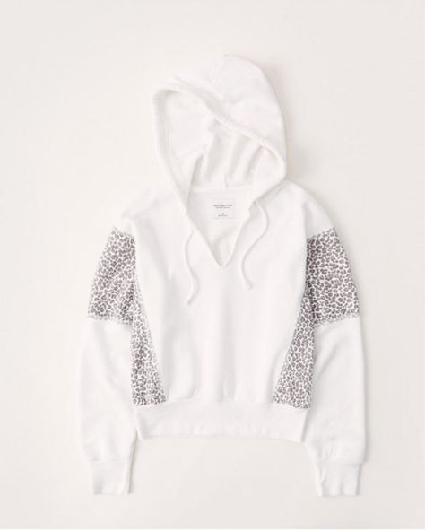 Cozy White Fleece Hoodie, Casual Sherpa Hoodie With Cozy Fit, Cozy Long Sleeve Sherpa Hoodie, Abercrombie Leopard Hoodie, Sherpa Hoodie With Double-lined Hood And Long Sleeves, Neck Hoodie, Best Leggings, Classy Chic, Crop Sweatshirt