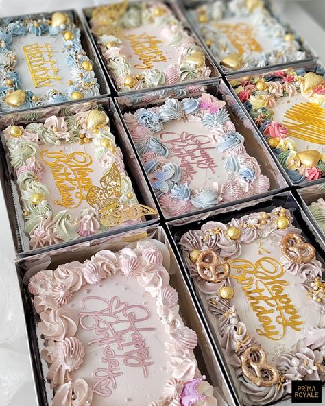 Half And Half Sheet Cake, Traybake Cake Decoration, 2 In 1 Cake Design, Boho Sheet Cake, Fancy Sheet Cake, Cake Rectangle, Princess Wedding Cakes, Pastel Rectangular, Flower Cake Design