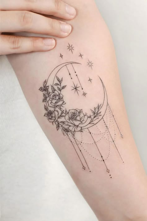 Floral Moon Tattoo, Moon Tattoo Meaning, Half Moon Tattoo, Crescent Moon Tattoo, Omerta Tattoo, Dream Catcher Tattoo, Moon Tattoo Designs, Tattooed Women, Floral Moon