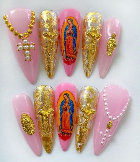 Mother Mary Nails, Virgin Mary Nails Designs, God Nails, Virgin Mary Nails, Catholic Nails, Ongles Goth, Mary Nails, Sweet 16 Nails, Luv Nails