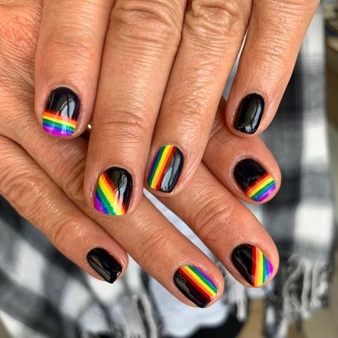 rainbow nail designs for you to show pride Pride Nails, Rainbow Nails Design, Rainbow Nail Art, Rainbow Nail, Mens Nails, Rainbow Nails, Makati, Easy Nail Art, Us Nails