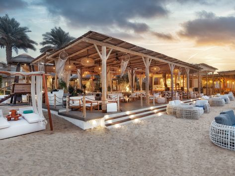 Beach Restaurant Design, Aesthetic Restaurant, Outdoor Restaurant Design, Beach Restaurant, Beach Cabana, Beach Lounge, Beach Cafe, Palm Jumeirah, Resort Design